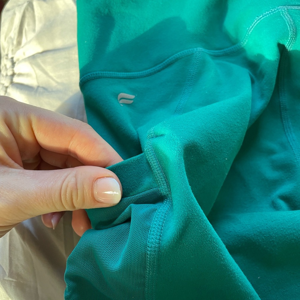 FABLETICS BIKER SHORT - Picture 4 of 5